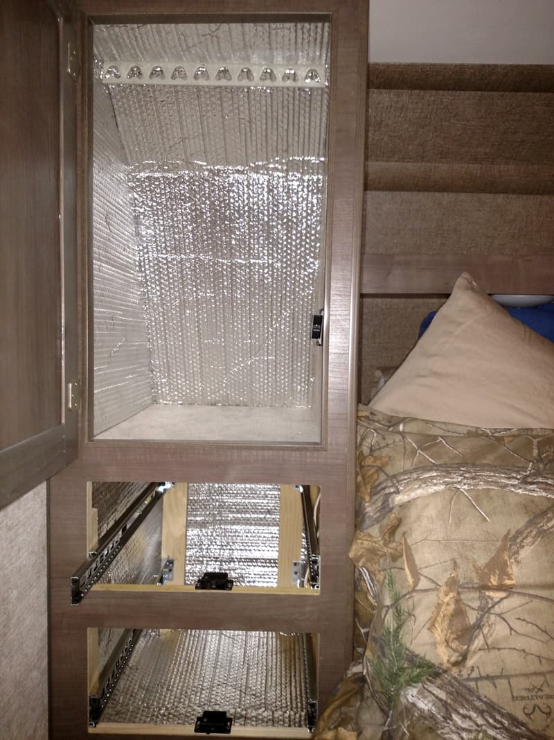 Big cabinet with insulation