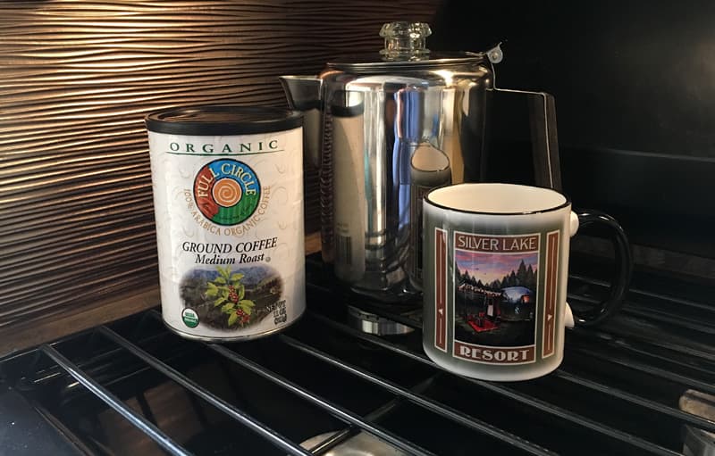 https://www.truckcampermagazine.com/wp-content/uploads/metal-percolator-camper-coffee.jpg