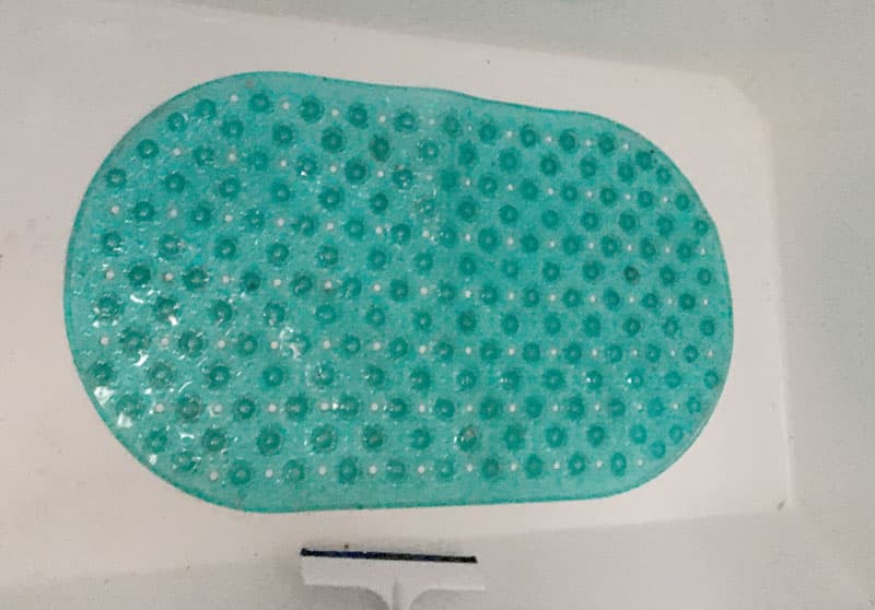 Plastic bath mat