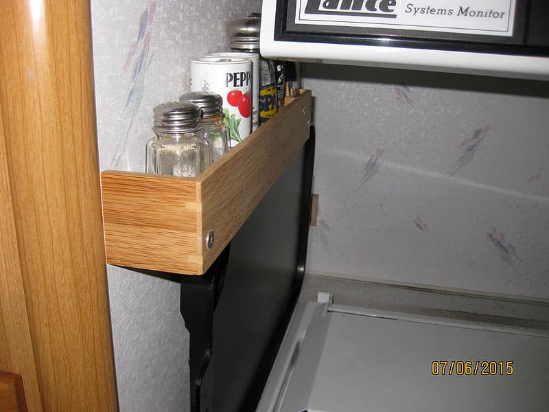 Spice rack made from silverware tray