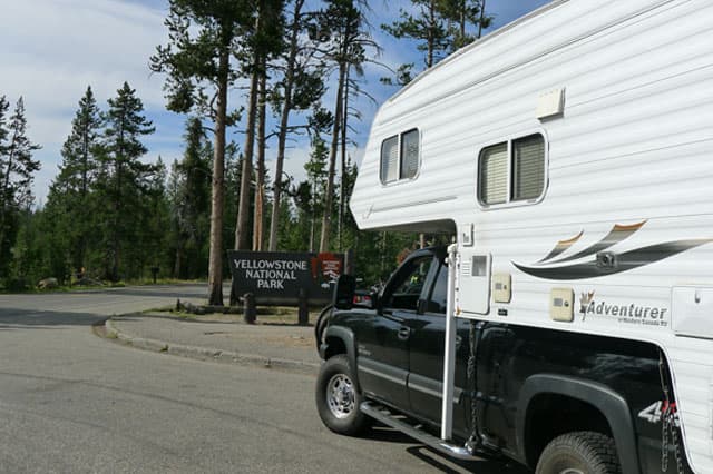 Yellowstone National Park entrance