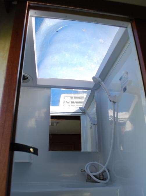 Wolf Creek 850 shower skylight