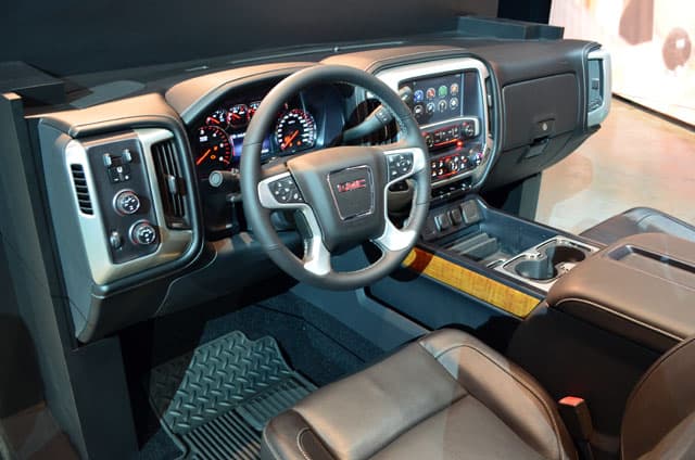 GM-Reveal-GMC-interior