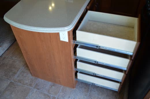 Eagle-Cap-1165-Review-Kitchen-Drawers