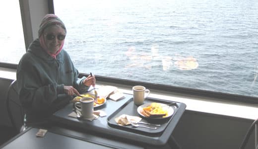 ferry-breakfast