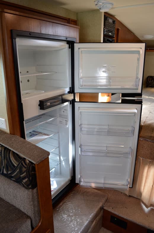 Lance-1172-Refrigerator