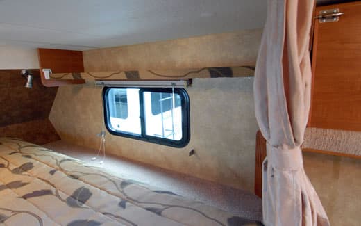 Lance 825 passenger's side overcab area