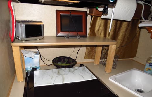 3-shelf