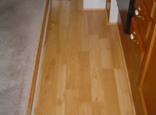 laminate-floor-in-camper