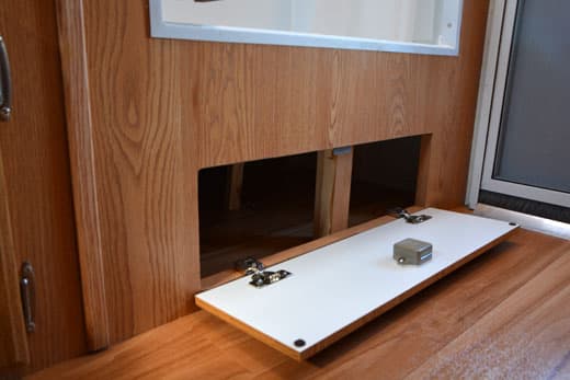 Northstar-Arrow-Under-Bath-Nook