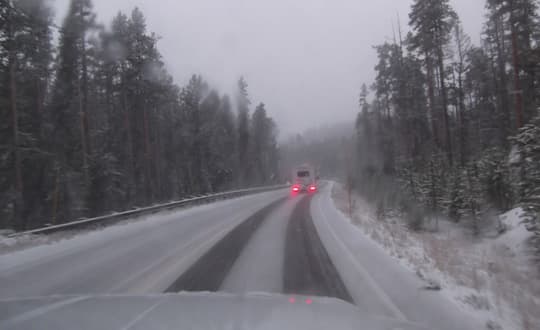 traveling-Yellowstone-Whiteout