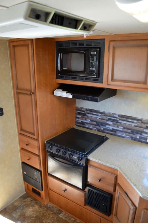 Palomino-Camper-2910-Review-kitchen-galley