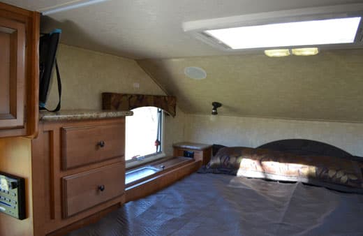 Palomino-camper-overcab-outlets-and-drawers