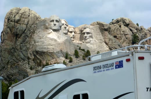 world-north-Mt-Rushmore