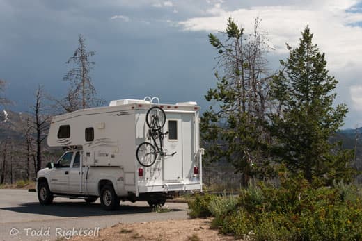 Yellowstone-Lake-Overlook