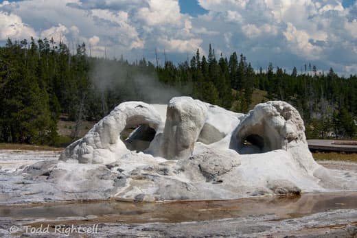 Yellowstone-National-Park-26