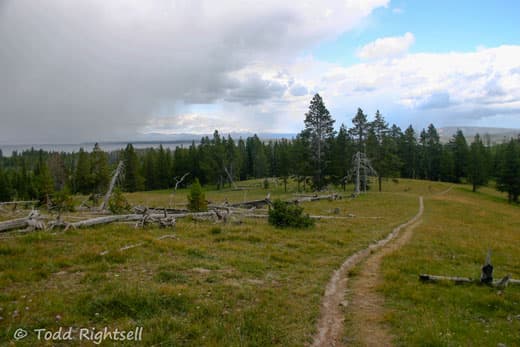 Yellowstone-National-Park-hike-10