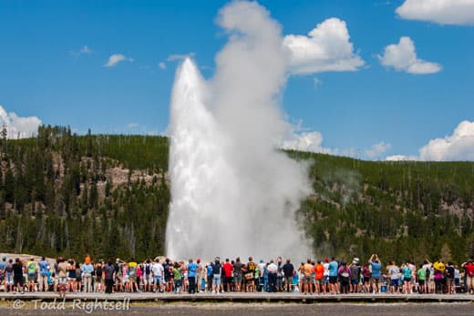 Yellowstone-Old-Faithful-8