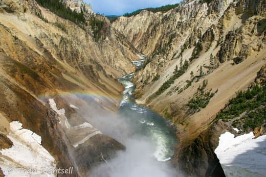 Yellowstone-canyon-15