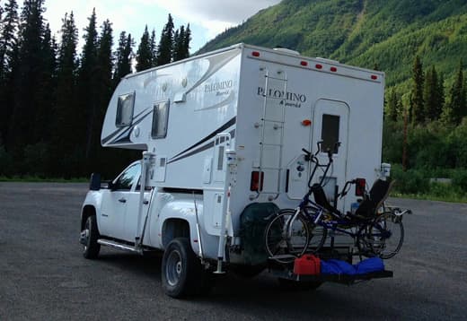 bikes-palomino-maverick-camper