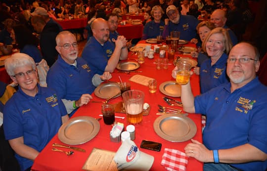 Ft-Wilderness-hoop-de-doo-table-1