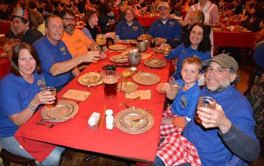 Ft-Wilderness-hoop-de-doo-table-2