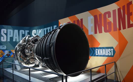 Kennedy-Space-Center-big-engine