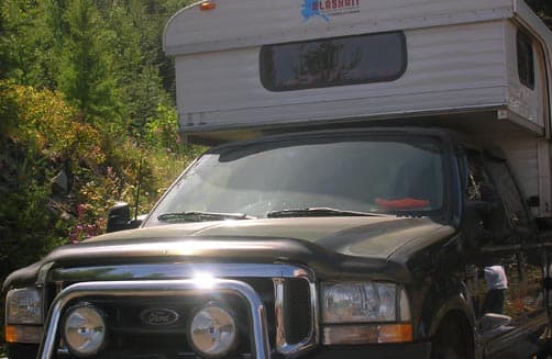 Alaskan hard side pop-up camper at Blewett Pass, Washington