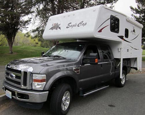 Eagle Cap model 850 Camper 