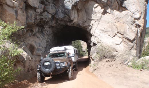 Off-Road-Camper-dirt