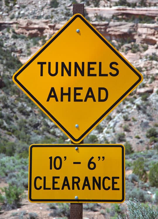 measuring-clearance-sign